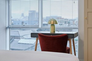 Leilighet | 2 soverom, skrivebord og internett