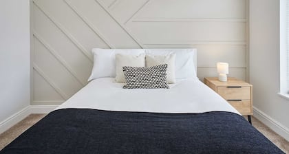 Host Stay Norton House