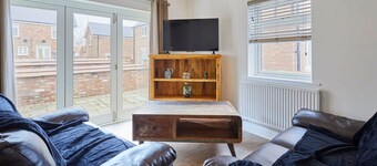 Host Stay Jubilee Close