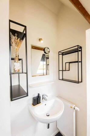 Een douche, een haardroger