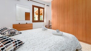 Vila | 4 quartos, individualmente mobiliados