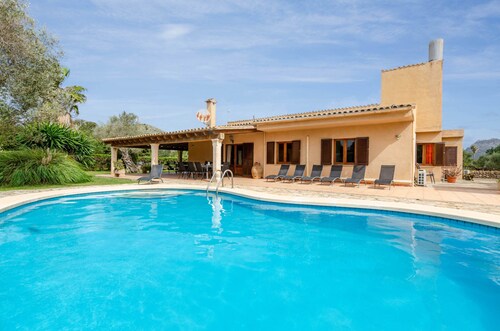 Property With Stunning Features