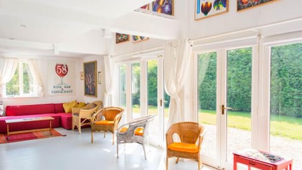 Apartment | 3 bedrooms - Host Stay Hen Barn (Norwich)