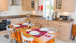Apartment | 3 bedrooms - Host Stay Hen Barn (Norwich)