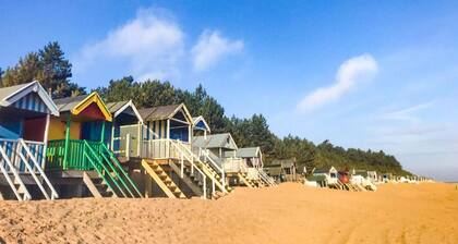 Host Stay Laylands Yard