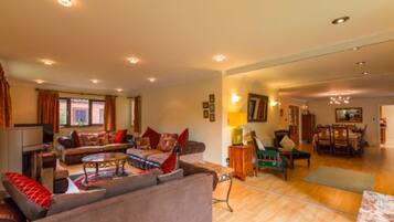 House | 6 bedrooms