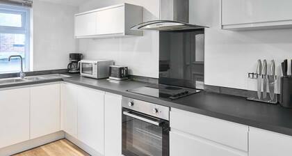 Host Stay Thurstane Street