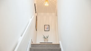 Apartment | 1 bedroom - Host Stay Chew Brook Drive (Oldham)