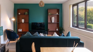 Apartment | 1 bedroom - Host Stay Chew Brook Drive (Oldham)