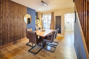 House - Host Stay Salt Rock Retreat (Saltburn-by-the-Sea)