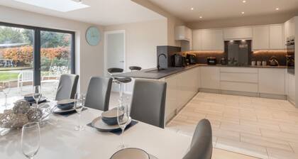 Host Stay High Gables