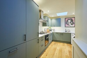 House | 4 bedrooms, desk - Host Stay Hovera Cottage (Windermere)