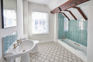 Room - Host & Stay The Raven Hotel Rooms (Much Wenlock)