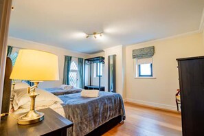 5 bedrooms, Internet