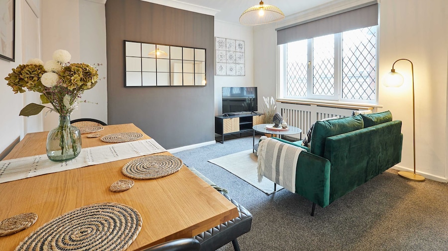 Host Stay Joffre Avenue