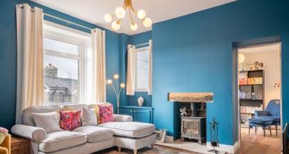Host Stay Corner Cottage