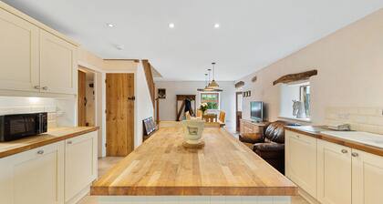 Host Stay The Barn - Upper Farm