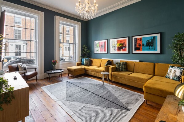 Apartment | 5 bedrooms