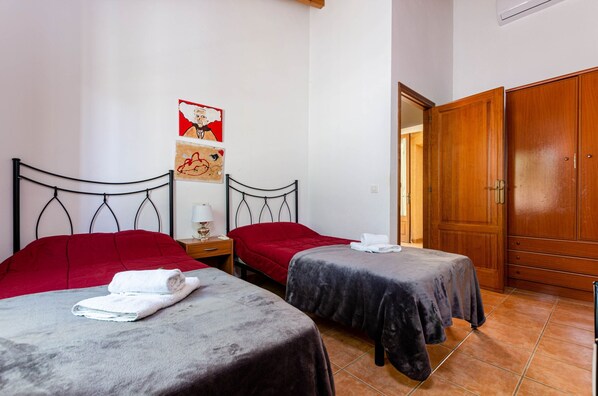 Villa | 2 bilik tidur, seterika/papan seterika 