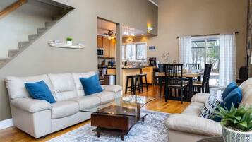 TV, fireplace, offices