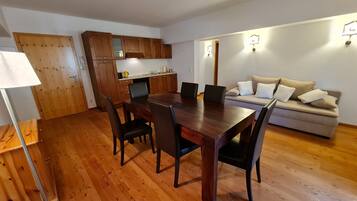 Apartment | Living room