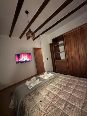 Deluxe Double Room, Garden View | Free WiFi