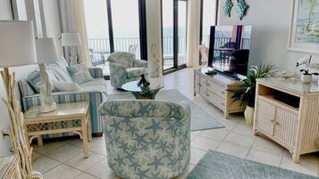 Condo, 1 Bedroom | Living area | DVD player