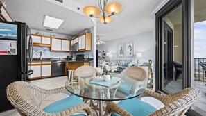 Condo, 1 phòng ngủ | Khu ăn uống