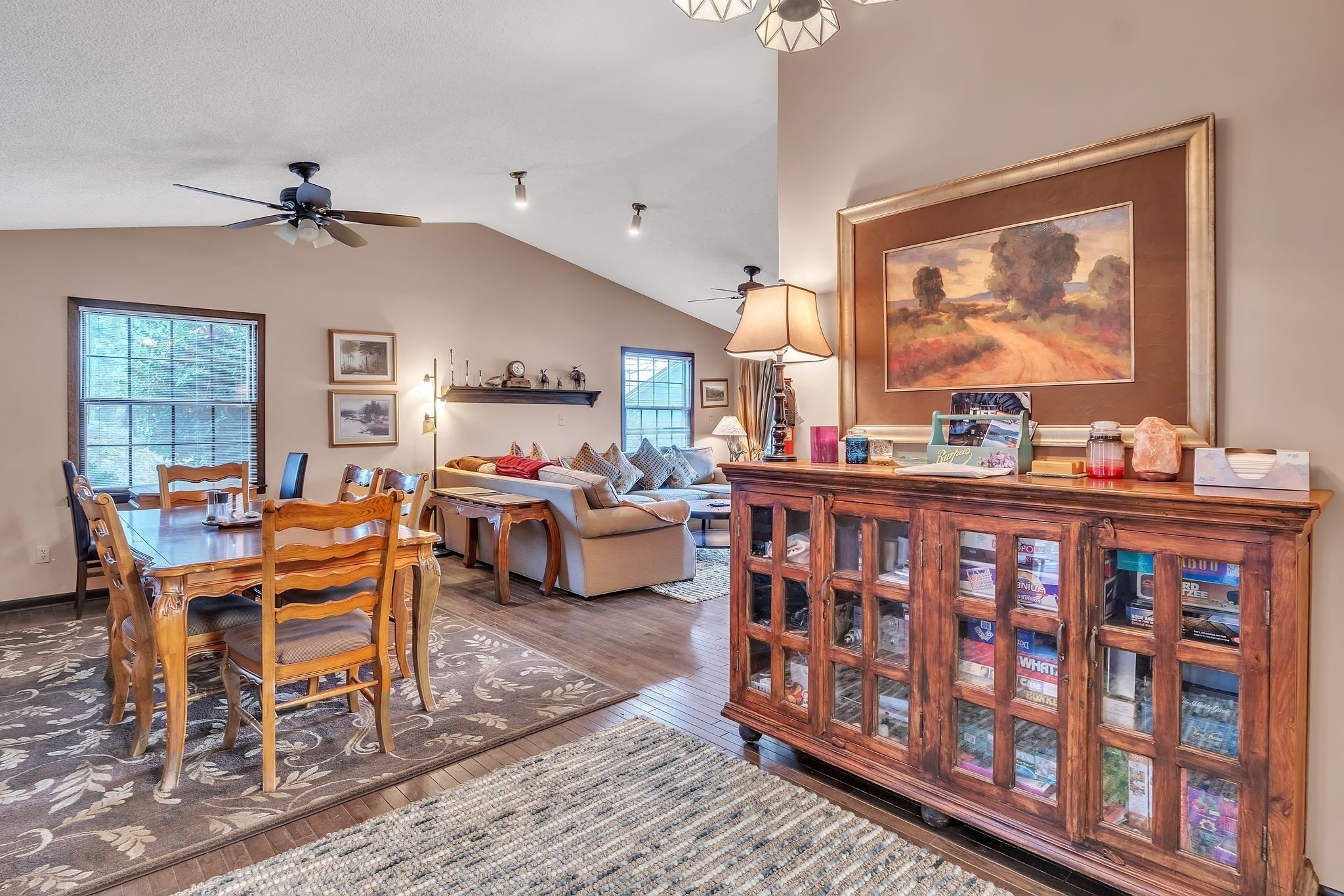 House, 4 Bedrooms | Interior