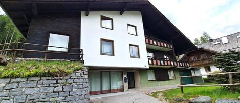 Apartment | Exterior