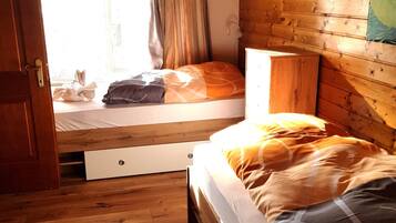 Apartment | 2 bedrooms, bed sheets