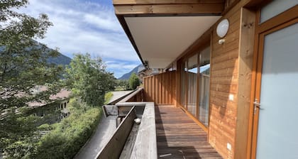 Central Vacation Apartment With View
