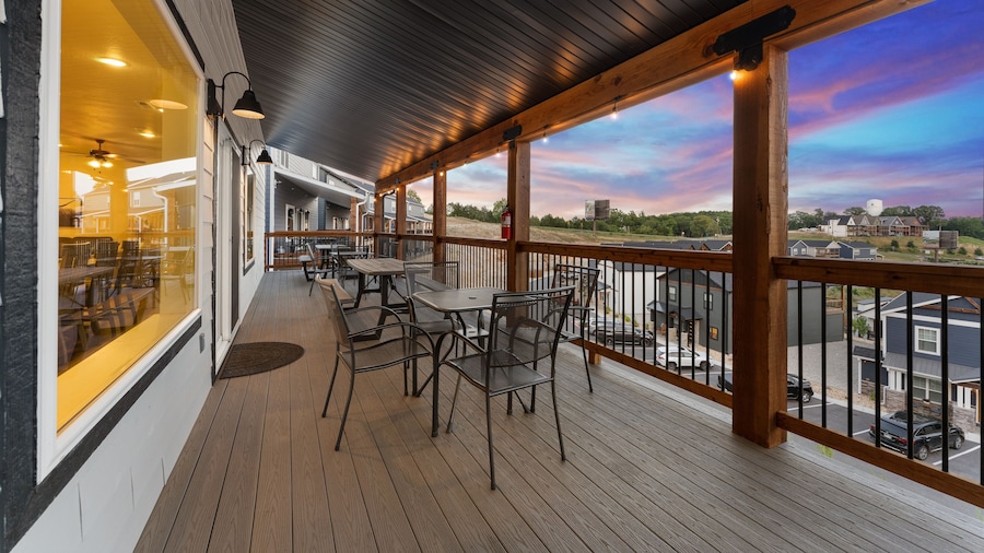 Cm132-6 -summer Breeze- Sleeps 17 6 Bedroom Home