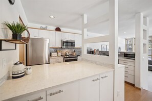 Condo, 2 Bedrooms | Private kitchen | Fridge, oven, coffee/tea maker, toaster - River Glen 107c 2 Bedroom Condo (Frisco)