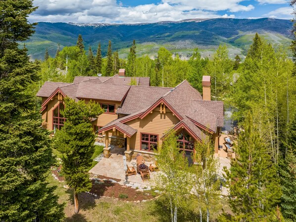 House, 4 Bedrooms | Exterior