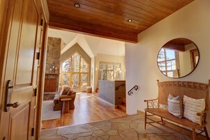 House, 4 Bedrooms | Interior