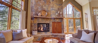 Peakside Escape 178 3 Bedroom Home
