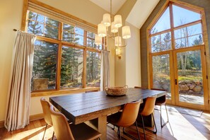 Huis, 4 slaapkamers | Dineren