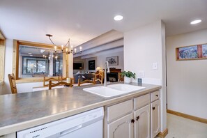 Apartamento, 2 habitaciones | Cocina privada