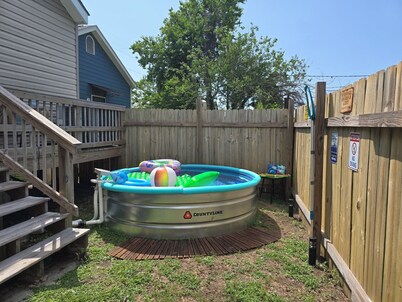 Adorable 3BR, Cowboy Pool & Porch in Mid-City, Adorable & Bright 3 BR in the heart of Mid-City!