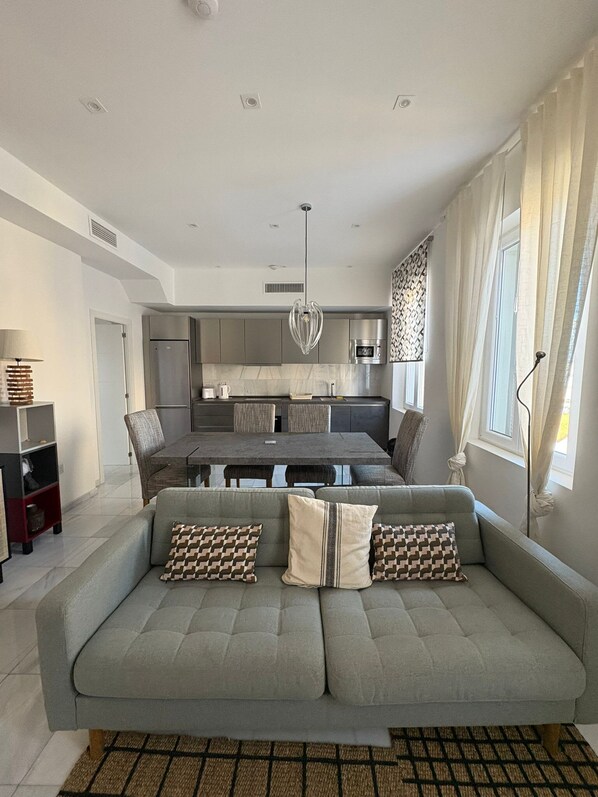 Télévision, espaces bureaux