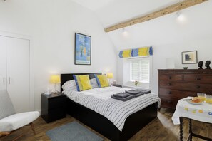 2 bedrooms, Internet, bed sheets - Eastcombe Annexe -  a super house sleeping two guests in Stow-on-the-Wold (Stow-On-The-Wold)