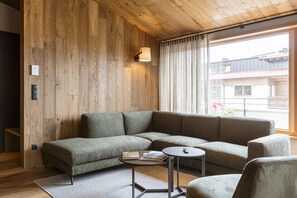 Apartment | Living area