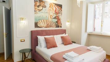 Quarto casal luxo, suíte, vista para a cidade | Roupas de cama premium, edredons de pluma