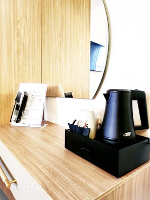 Standard Double Room, Private Bathroom, City View | Interior