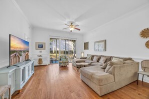 TV - Avian Forest 176-102 Condo w/ Access to Litchfield by the Sea (Pawleys Island)
