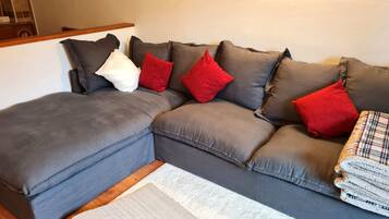 Apartment | Living room