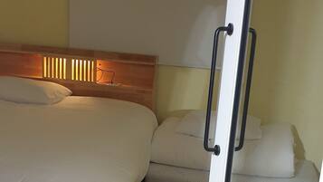 2 多间卧室、熨斗/熨衣板、WiFi、床单