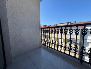 Balcony - Yourhouse Aldo Ourense Termal (Ourense)