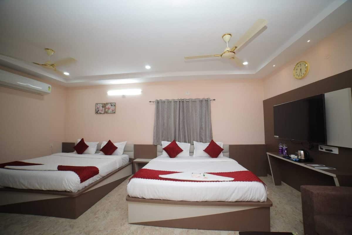 Chambre Quadruple Standard, vue ville